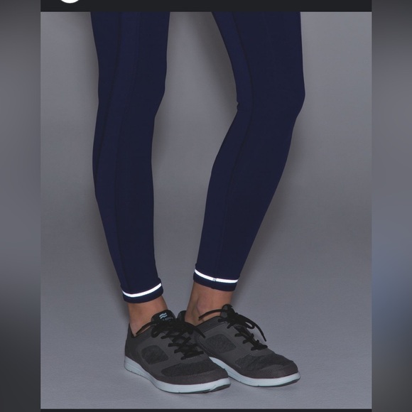 Lululemon- All The Right Places- Sz 14- Hero Blue- Full Length **Flawed** - Picture 5 of 15